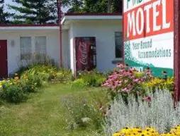 Pine Tree Motel