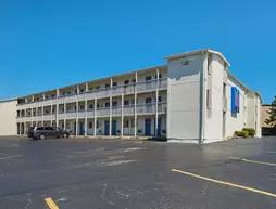 Motel 6 Blue Springs MO