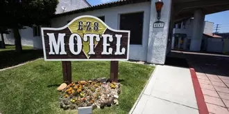 EZ 8 Motel Old Town