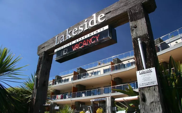 Lakeside Apartments