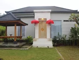 Umadhatu Villas