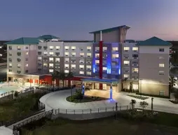 Holiday Inn Express and Suites Orlando at SeaWorld