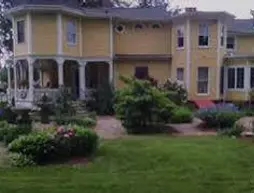 Lily House Bed and Breakfast
