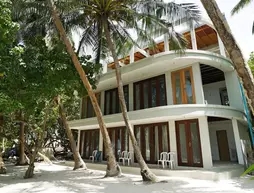 Thundi Guest House