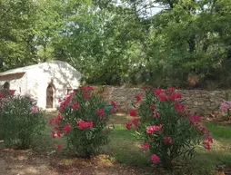 Le Donjon des Combes