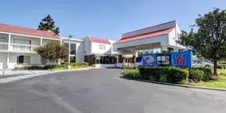 Motel 6 Irvine - Orange County Airport