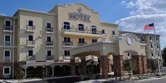 Evangeline Downs Hotel, an Ascend Hotel Collection Member