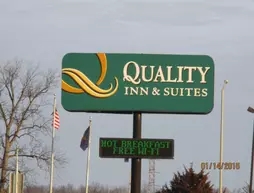 Quality Inn and Suites Greenfield Hotel