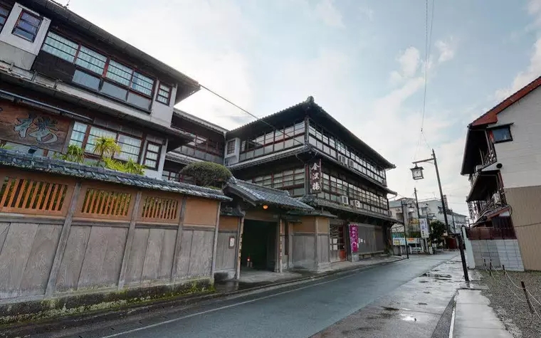 Hinagu Onsen Kinparo