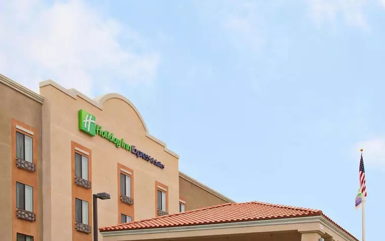 Holiday Inn Express Hotel & Suites Twentynine Palms