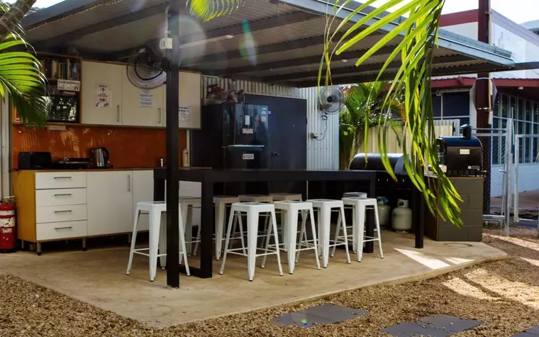 Down Under Hostels Darwin