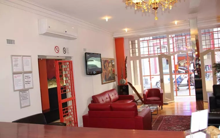 Forty8 Backpackers Hotel