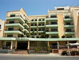 Hotel Santana