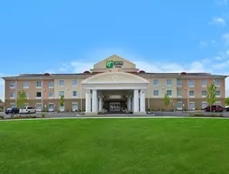 HOLIDAY INN EXPRESS and SUITES