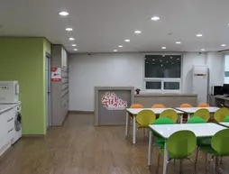 Busan Sukbak Dot Com Guest House
