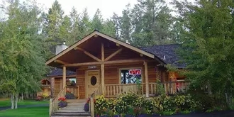 Somer's Bay Log Cabin lodging