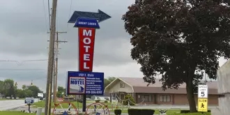 Great Lakes Motel