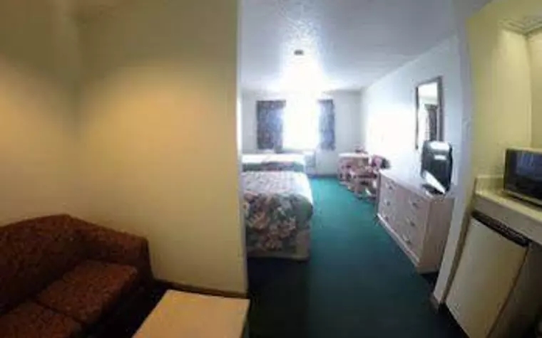 Alakai Hotel & Suites