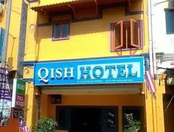 Qish Hotel