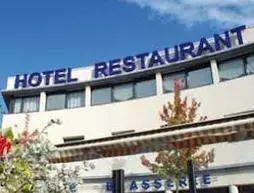 Logis Hotel De Loire Rest. Les Bateliers