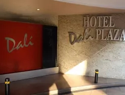 Hotel Dali Plaza