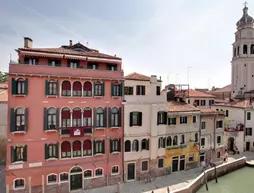 San Giorgio degli Schiavoni Apartments
