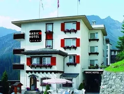 Basic Hotel