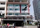 The Beach Front Resort, Pattaya