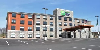 HOLIDAY INN EXPRESS & SUITES CLARION