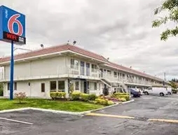 Motel 6 Everett South