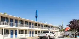Motel 6 Reno - Virginia Plumb