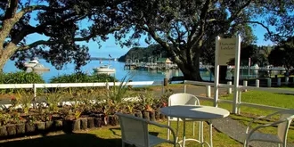 Hananui Lodge and Apartments