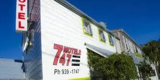 747 Motel & Car Hire