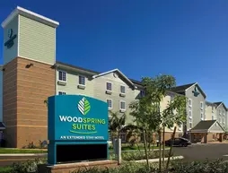 WoodSpring Suites Lake Worth