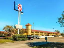 Motel 6 Monroe