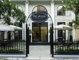 The Alcove Library Hotel