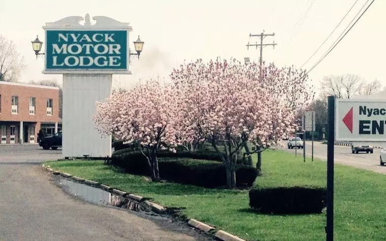 Nyack Motor Lodge