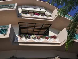 Kyveli Hotel Apartments