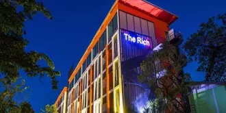 The Rich Hotel Ubonratchathanee