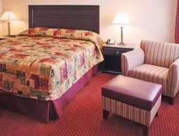 Relax Inn & Suites-SDSU-Casinos