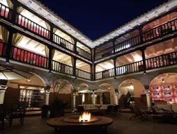 El Mercado Hotel