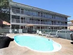 Sea Gem Motel and Apartments