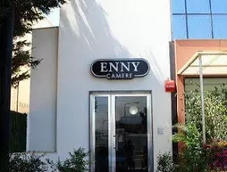 Camere Enny