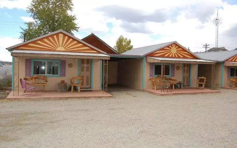 Pinon Court Cabins