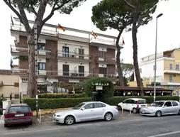 Hotel 4 Pini