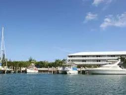 Flamingo Bay Hotel & Marina