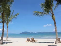 GM Doc Let Beach Resort & Spa