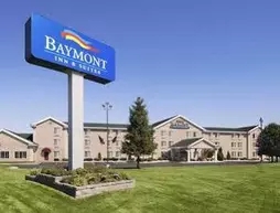 Baymont Inn & Suites Mackinaw City