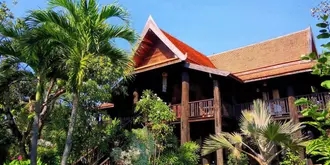 Ban Sabai Village Resort & Spa