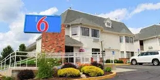 Motel 6 Hartford - Enfield